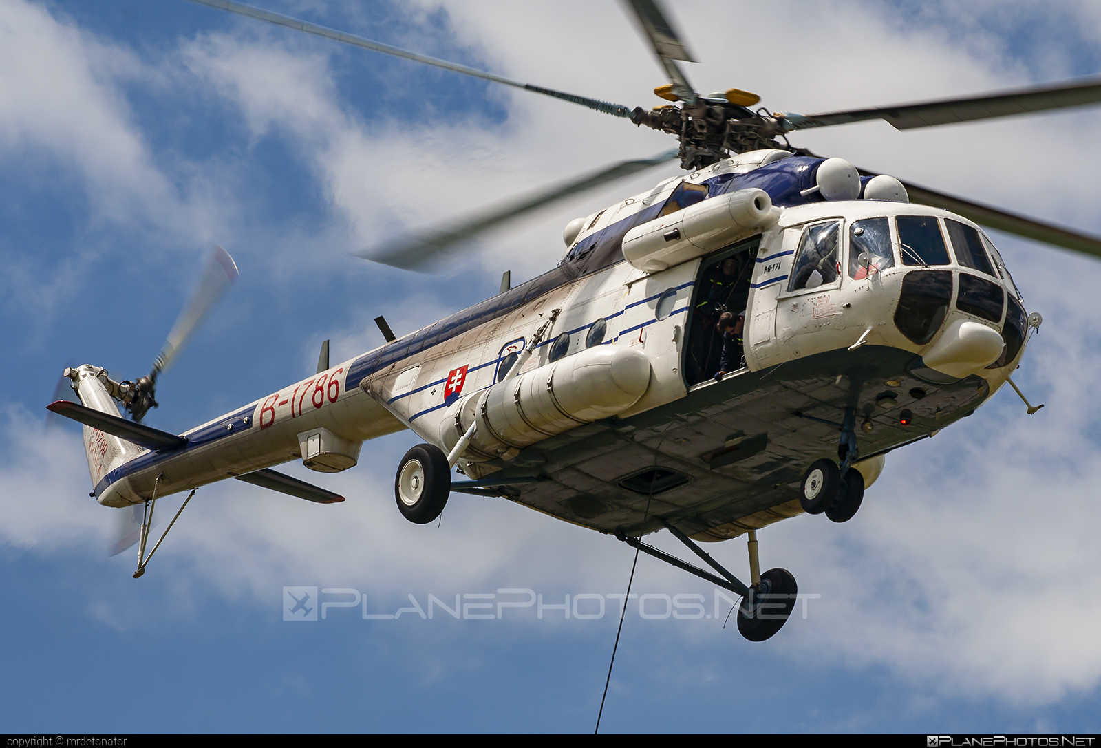 Mil Mi-171 - B-1786 operated by Letecký útvar MV SR (Slovak Government Flying Service) #SlovakGovernmentFlyingService #leteckyutvarMVSR #mi171 #mil #mil171 #milhelicopters