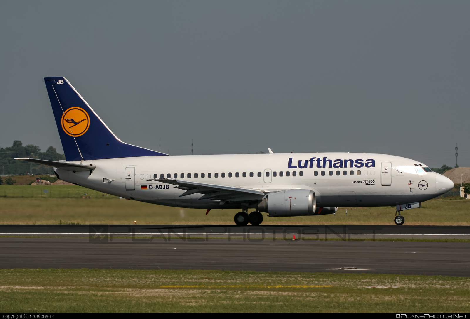 Boeing 737-500 - D-ABJB operated by Lufthansa #b737 #boeing #boeing737 #lufthansa