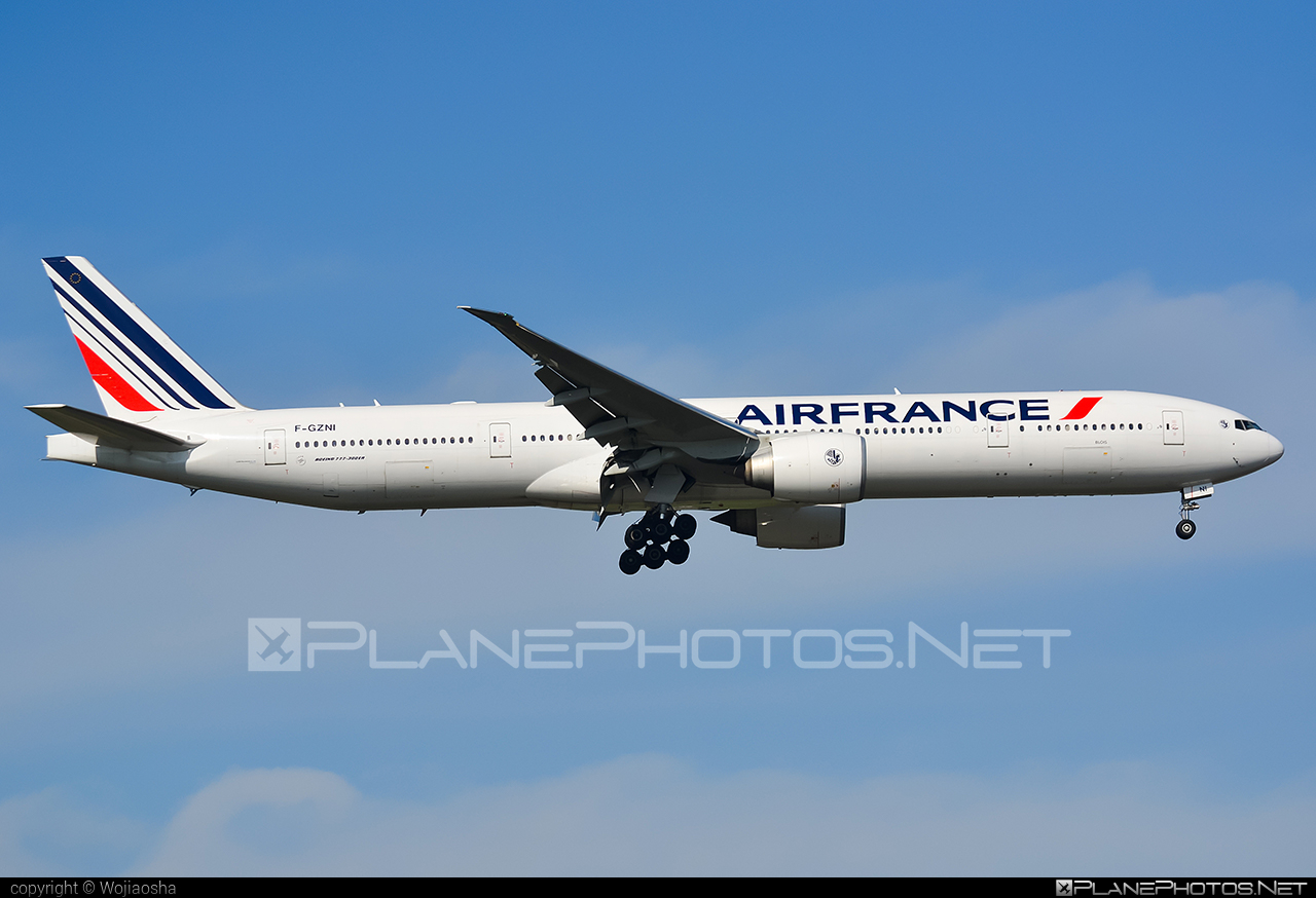 Boeing 777-300ER - F-GZNI operated by Air France #airfrance #b777 #b777er #boeing #boeing777 #tripleseven