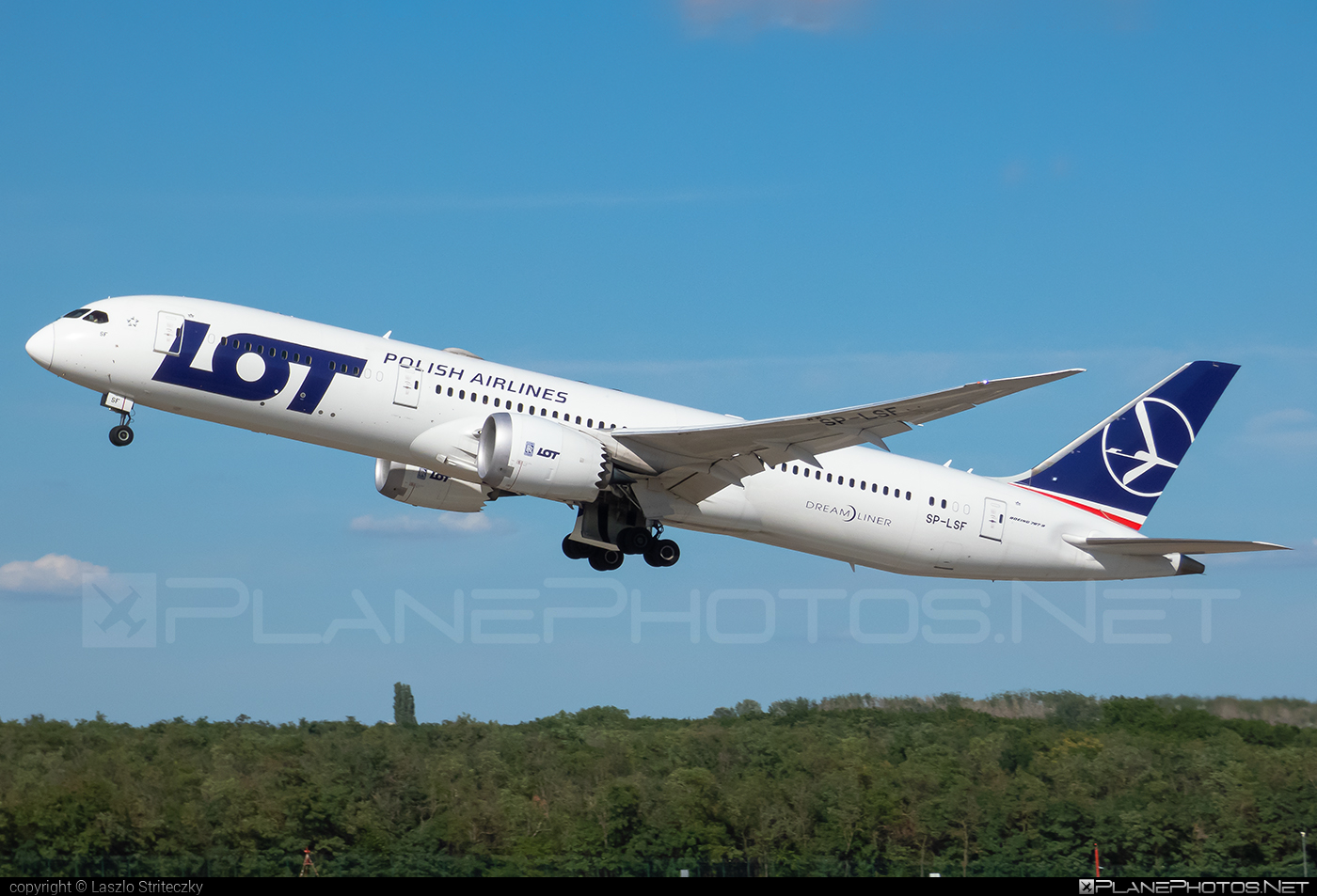 Boeing 787-9 Dreamliner - SP-LSF operated by LOT Polish Airlines #FerencLisztIntl #b787 #boeing #boeing787 #dreamliner #lot #lotpolishairlines