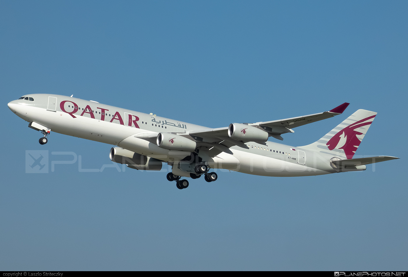 Airbus A340-211 - A7-HHK operated by Qatar Amiri Flight #FerencLisztIntl #a340 #a340family #airbus #airbus340 #qataramiriflight