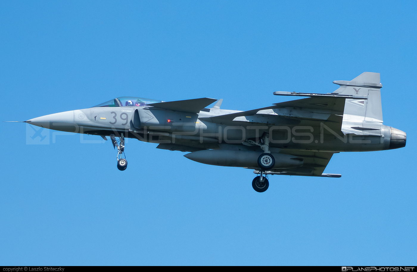 Saab JAS 39C Gripen - 39 operated by Magyar Légierő (Hungarian Air Force) #gripen #hungarianairforce #jas39 #jas39c #jas39gripen #magyarlegiero #saab