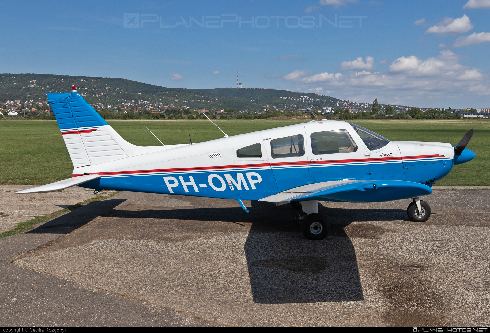 Piper PA-28-181 Archer III - PH-OMP operated by Private operator #pa28 #pa28181 #piper #piperarcher #piperarcheriii