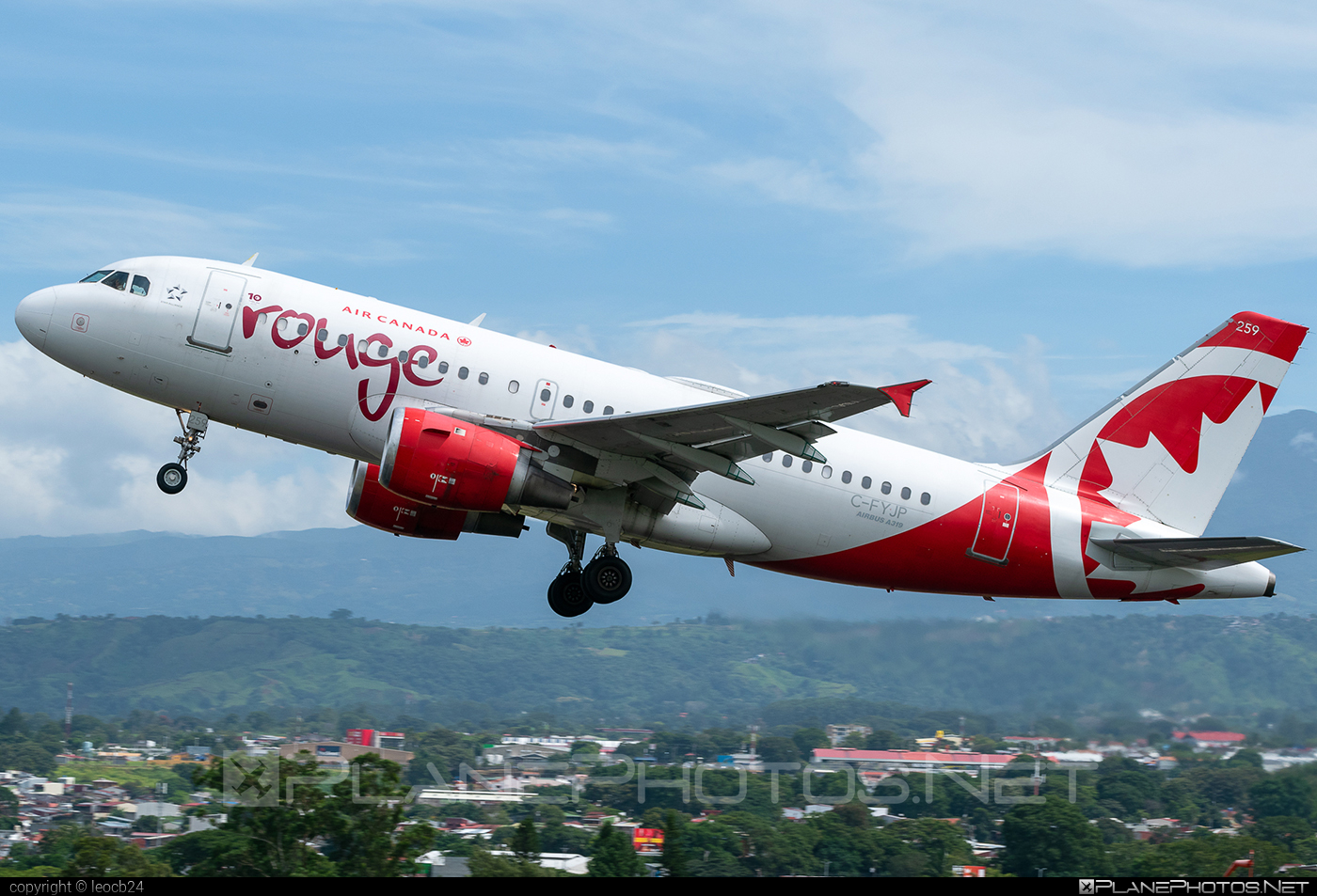 Airbus A319-114 - C-FYJP operated by Air Canada Rouge #a319 #a320family #airCanada #airCanadaRouge #airbus #airbus319