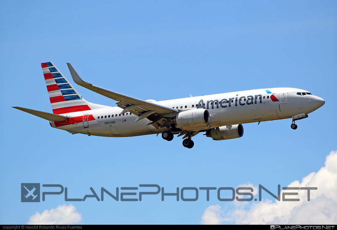 Boeing 737-800 - N864NN operated by American Airlines #americanairlines #b737 #b737nextgen #b737ng #boeing #boeing737