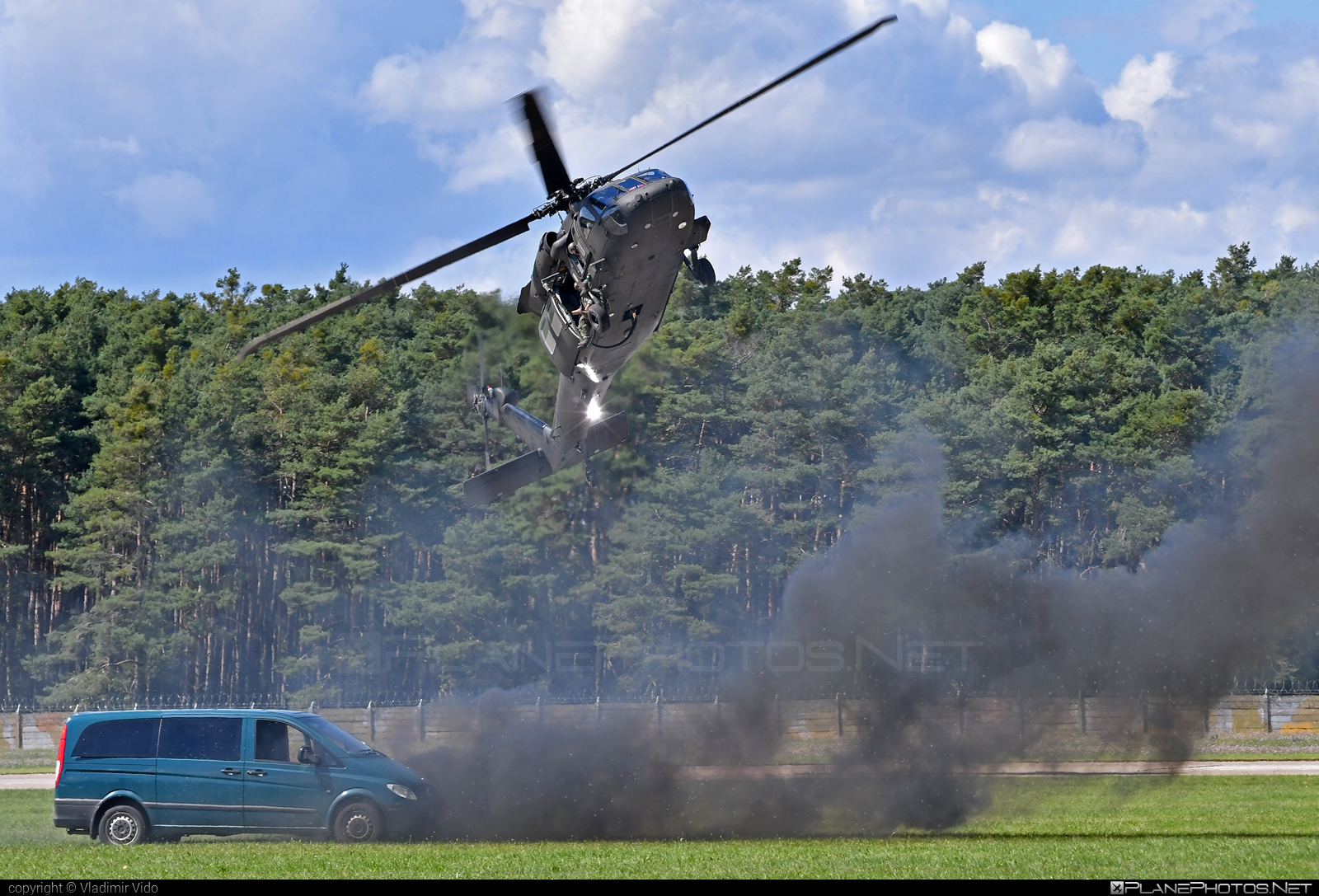 Sikorsky UH-60M Black Hawk - 7446 operated by Vzdušné sily OS SR (Slovak Air Force) #blackhawk #sikorsky #slovakairforce #uh60 #uh60blackhawk #uh60m #vzdusnesilyossr