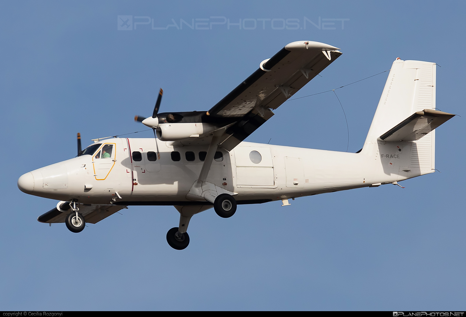 De Havilland Canada DHC-6-300 Twin Otter - F-RACE operated by Armée de l´Air (French Air Force) #armeedelair #dehavillandcanada #dhc6 #dhc6300 #dhc6300twinotter #dhc6twinotter #frenchairforce #twinotter