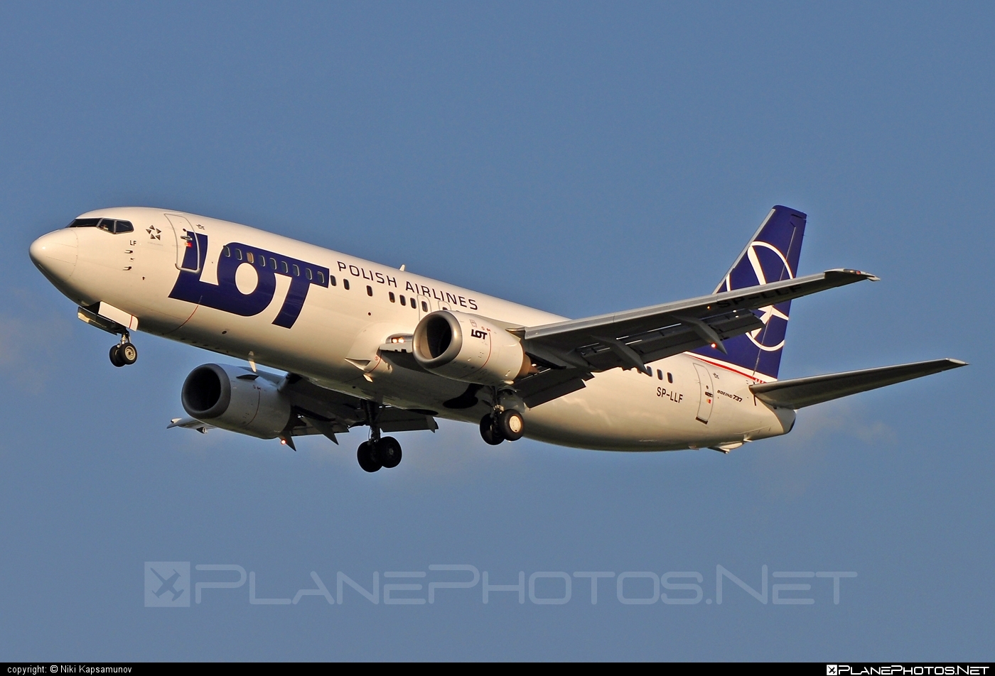 Boeing 737-400 - SP-LLF operated by LOT Polish Airlines #b737 #boeing #boeing737 #lot #lotpolishairlines