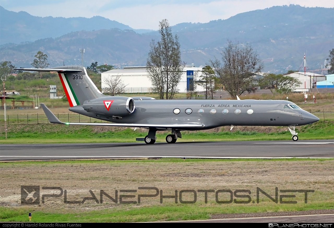 Gulfstream G550 - 3910 operated by Fuerza Aérea Mexicana (Mexican Air Force) #fuerzaAereaMexicana #g550 #gulfstream #gulfstreamg550 #mexicanAirForce