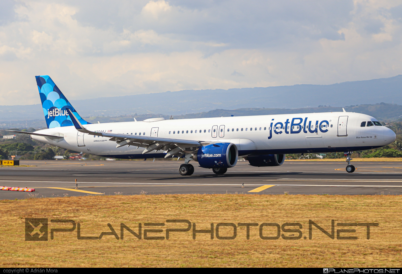Airbus A321-271NX - N2044J operated by jetBlue Airways #a320family #a321 #a321neo #airbus #airbus321 #airbus321lr