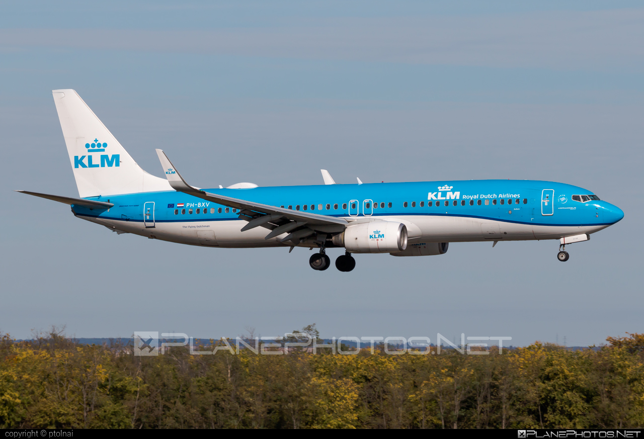 Boeing 737-800 - PH-BXV operated by KLM Royal Dutch Airlines #b737 #b737nextgen #b737ng #boeing #boeing737 #klm #klmroyaldutchairlines #royaldutchairlines