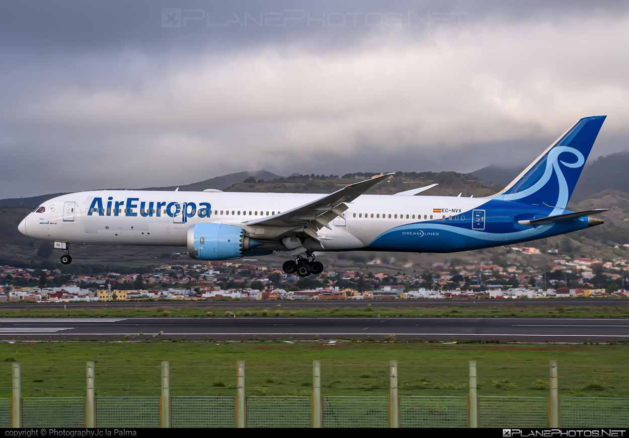 Boeing 787-9 Dreamliner - EC-NVX operated by Air Europa #b787 #boeing #boeing787 #dreamliner