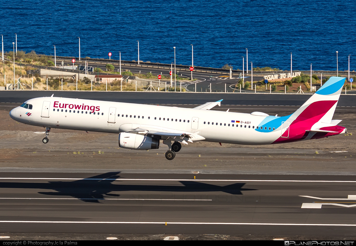 Airbus A321-231 - D-AIDT operated by Eurowings #a320family #a321 #airbus #airbus321 #eurowings