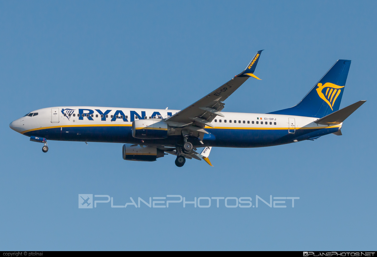 Boeing 737-800 - EI-DPJ operated by Ryanair #b737 #b737nextgen #b737ng #boeing #boeing737 #ryanair