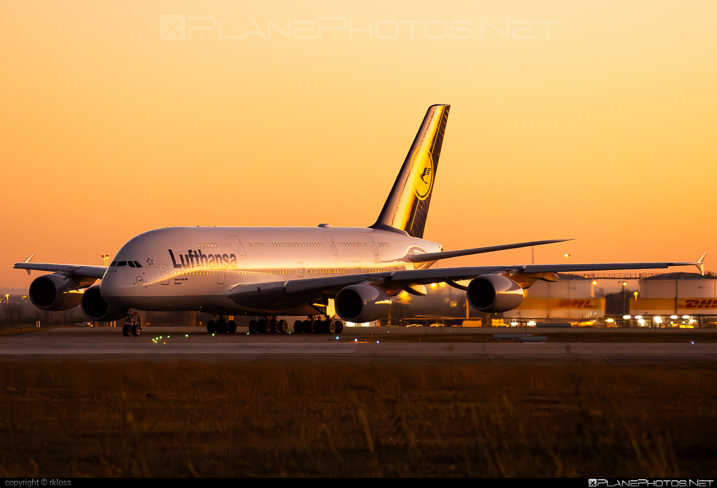 Airbus A380-841 - D-AIML operated by Lufthansa #a380 #a380family #airbus #airbus380 #lufthansa