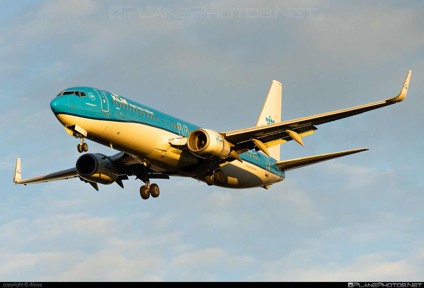 Boeing 737-800 - PH-BXC operated by KLM Royal Dutch Airlines #b737 #b737nextgen #b737ng #boeing #boeing737 #klm #klmroyaldutchairlines #royaldutchairlines