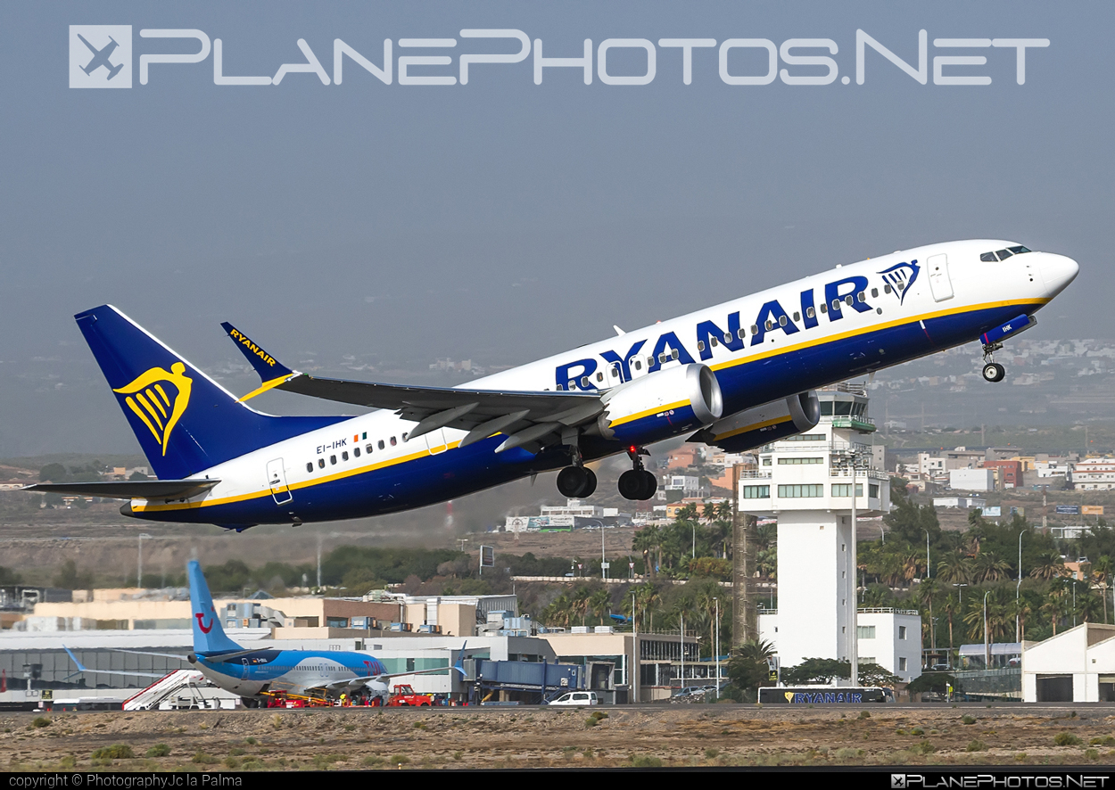 Boeing 737-8 MAX - EI-IHK operated by Ryanair #b737 #b737max #boeing #boeing737 #ryanair