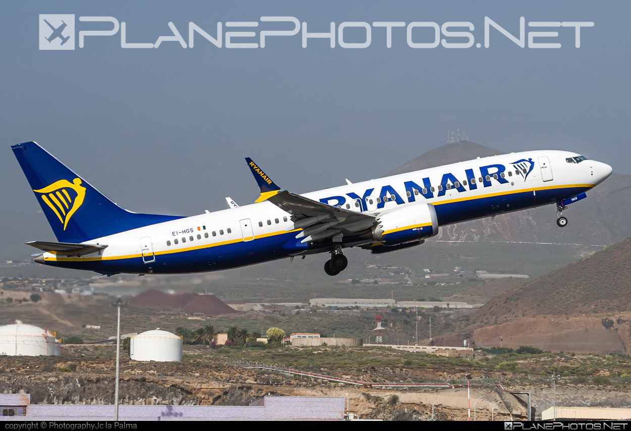 Boeing 737-8 MAX - EI-HGS operated by Ryanair #b737 #b737max #boeing #boeing737 #ryanair