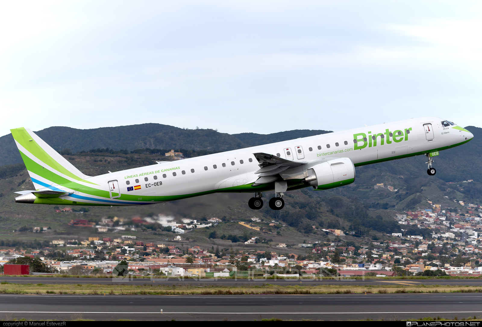 Embraer E195-E2 (ERJ-190-400STD) - EC-OEB operated by Binter Canarias #BinterCanarias #e195 #e195e2 #embraer #embraer190400 #embraer190400std #embraer195 #embraer195e2 #erj190400 #erj190400std