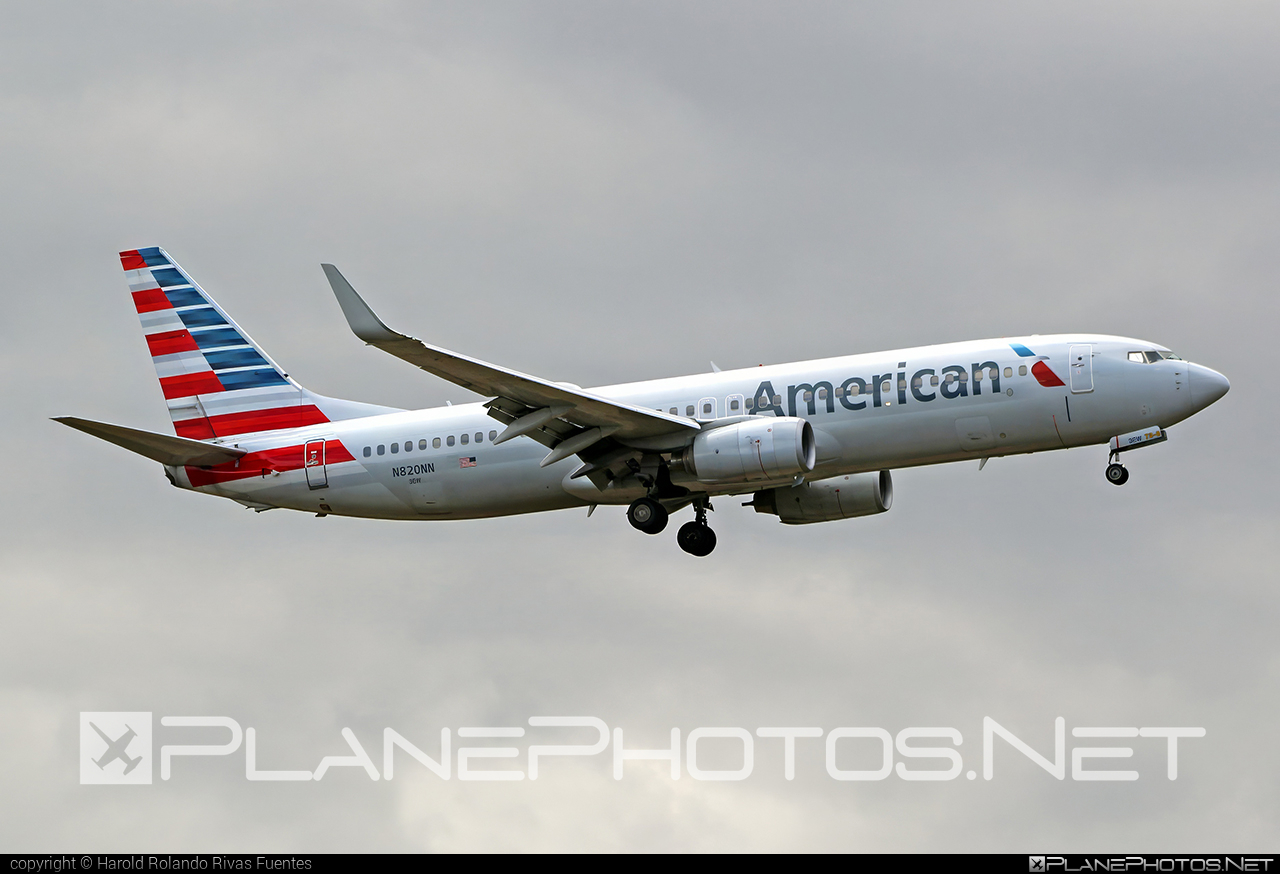 Boeing 737-800 - N820NN operated by American Airlines #americanairlines #b737 #b737nextgen #b737ng #boeing #boeing737