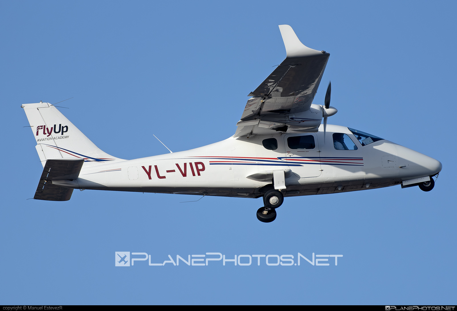 Tecnam P2006T - YL-VIP operated by FlyUp Aviation Academy #flyUpAviationAcademy #p2006t #tecmanP2006 #tecmanP2006t #tecnam