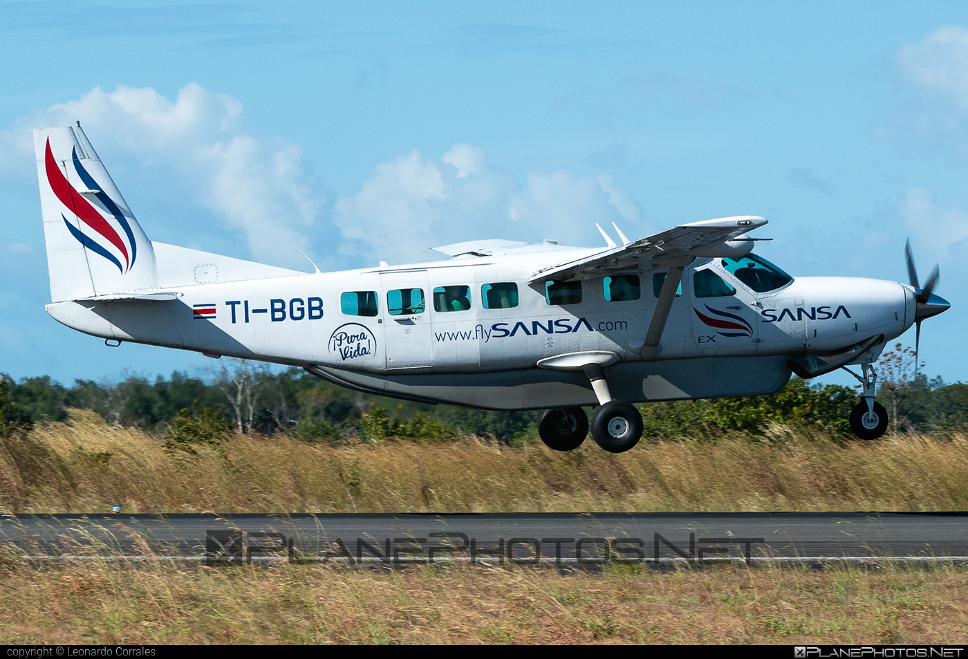 Cessna 208B Grand Caravan EX - TI-BGB operated by Sansa Airlines #cessna #cessna208 #cessna208caravan #cessna208grandcaravan #cessna208grandcaravanex #cessnacaravan #cessnagrandcaravan #cessnagrandcaravanex #grandcaravanex