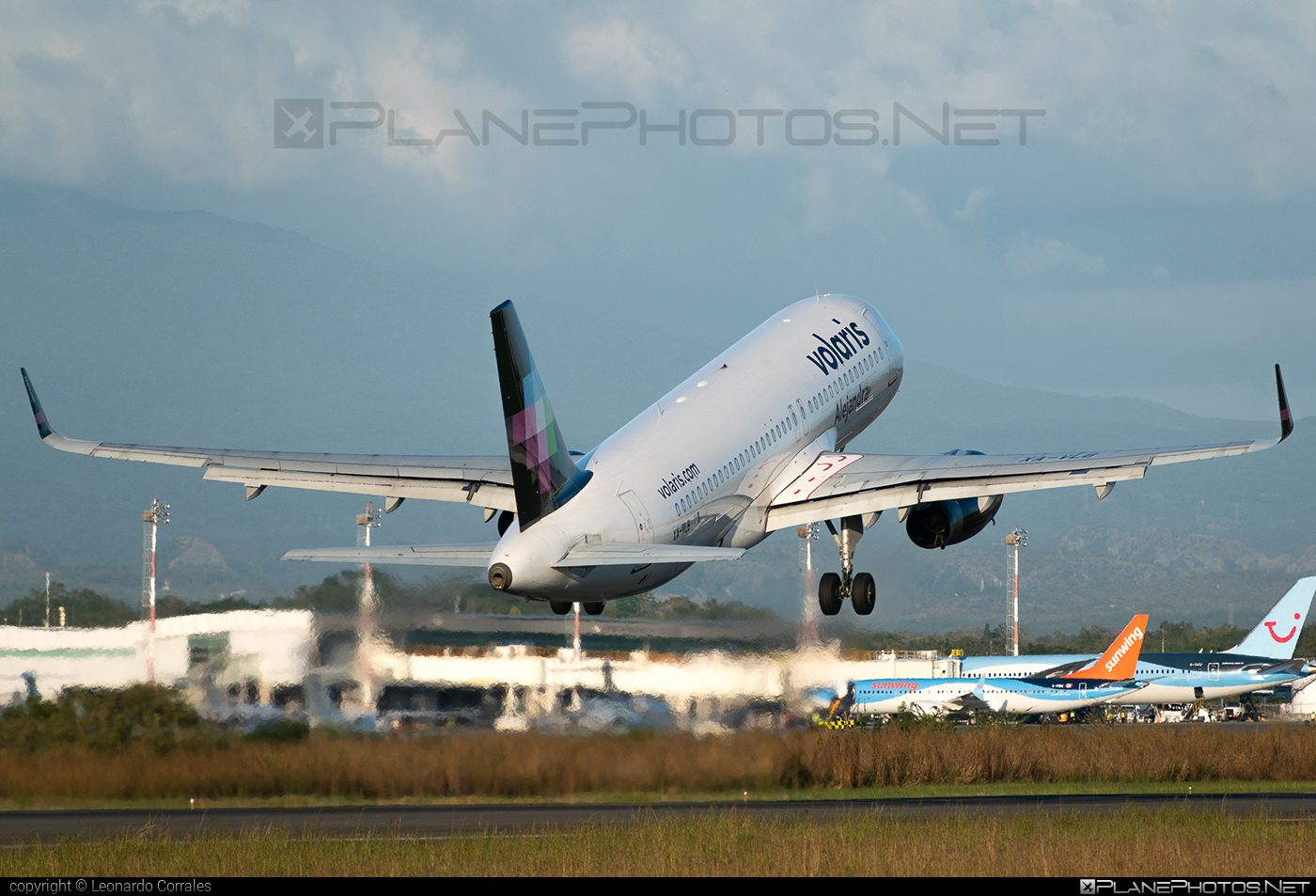 Airbus A320-233 - XA-VLB operated by Volaris #a320 #a320family #airbus #airbus320 #volaris