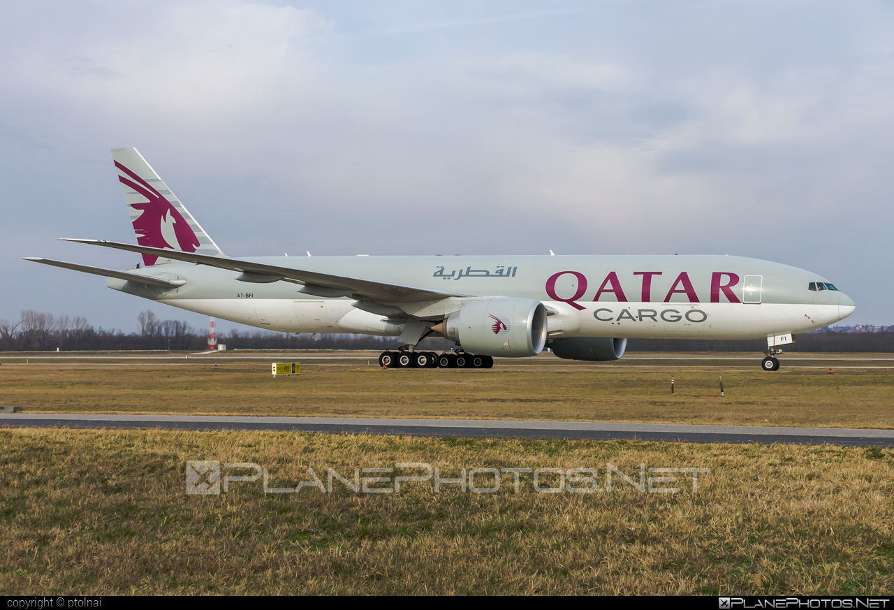 Boeing 777F - A7-BFI operated by Qatar Airways Cargo #b777 #b777f #b777freighter #boeing #boeing777 #qatarairwayscargo #tripleseven