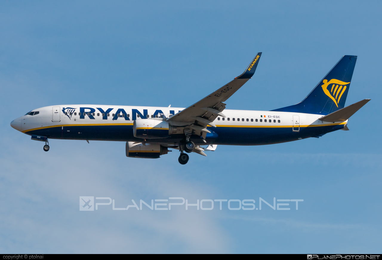 Boeing 737-800 - EI-EGC operated by Ryanair #b737 #b737nextgen #b737ng #boeing #boeing737 #ryanair