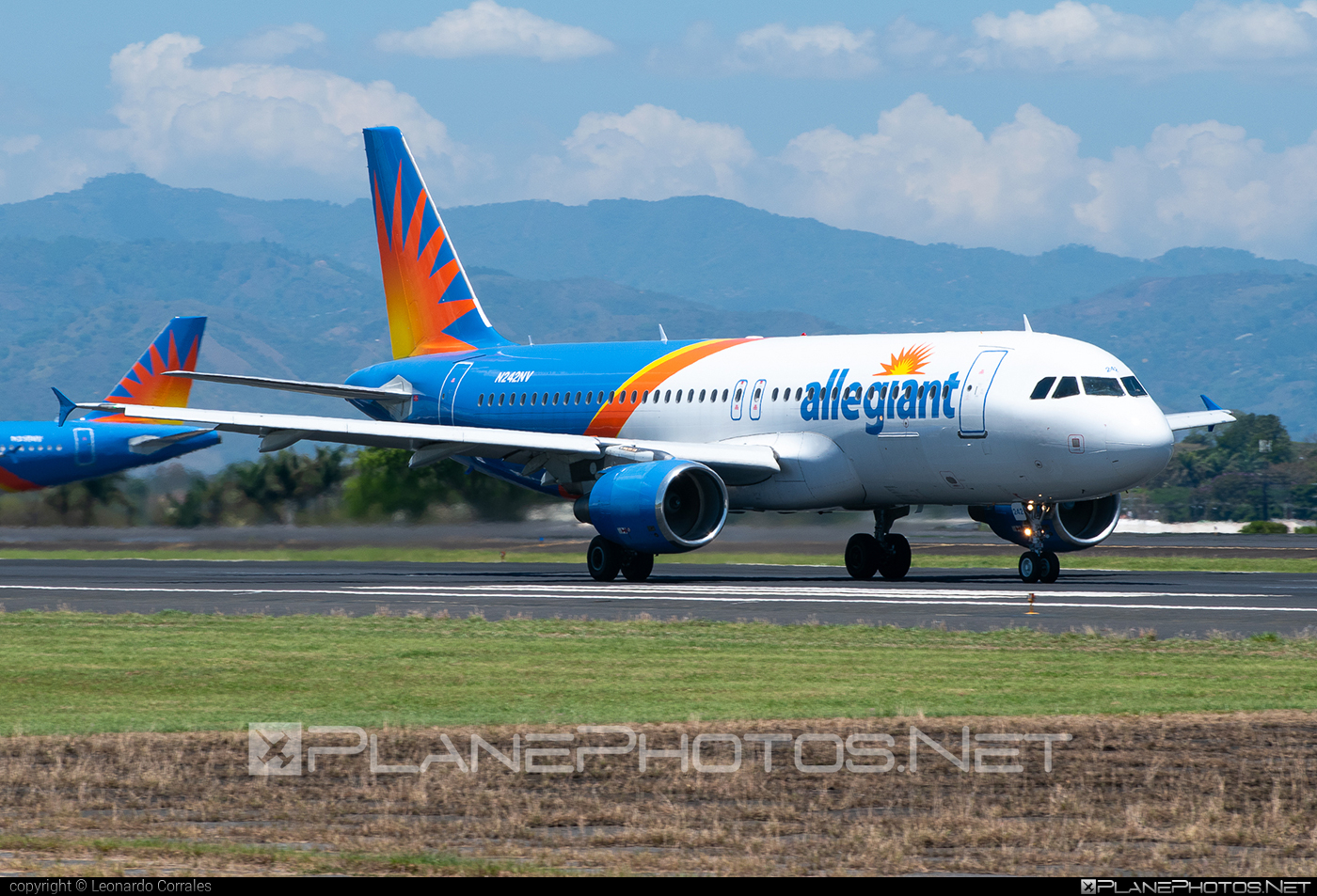 Airbus A320-214 - N242NV operated by Allegiant Air #a320 #a320family #airbus #airbus320