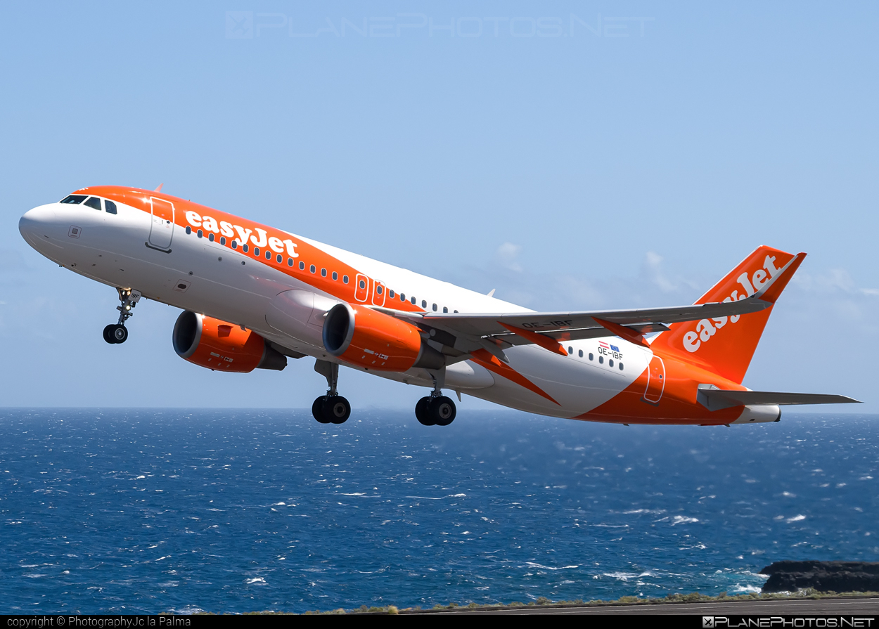 Airbus A320-214 - OE-IBF operated by easyJet Europe #a320 #a320family #airbus #airbus320 #easyjet #easyjeteurope