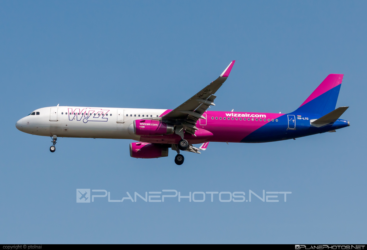 Airbus A321-231 - HA-LTC operated by Wizz Air #a320family #a321 #airbus #airbus321 #wizz #wizzair