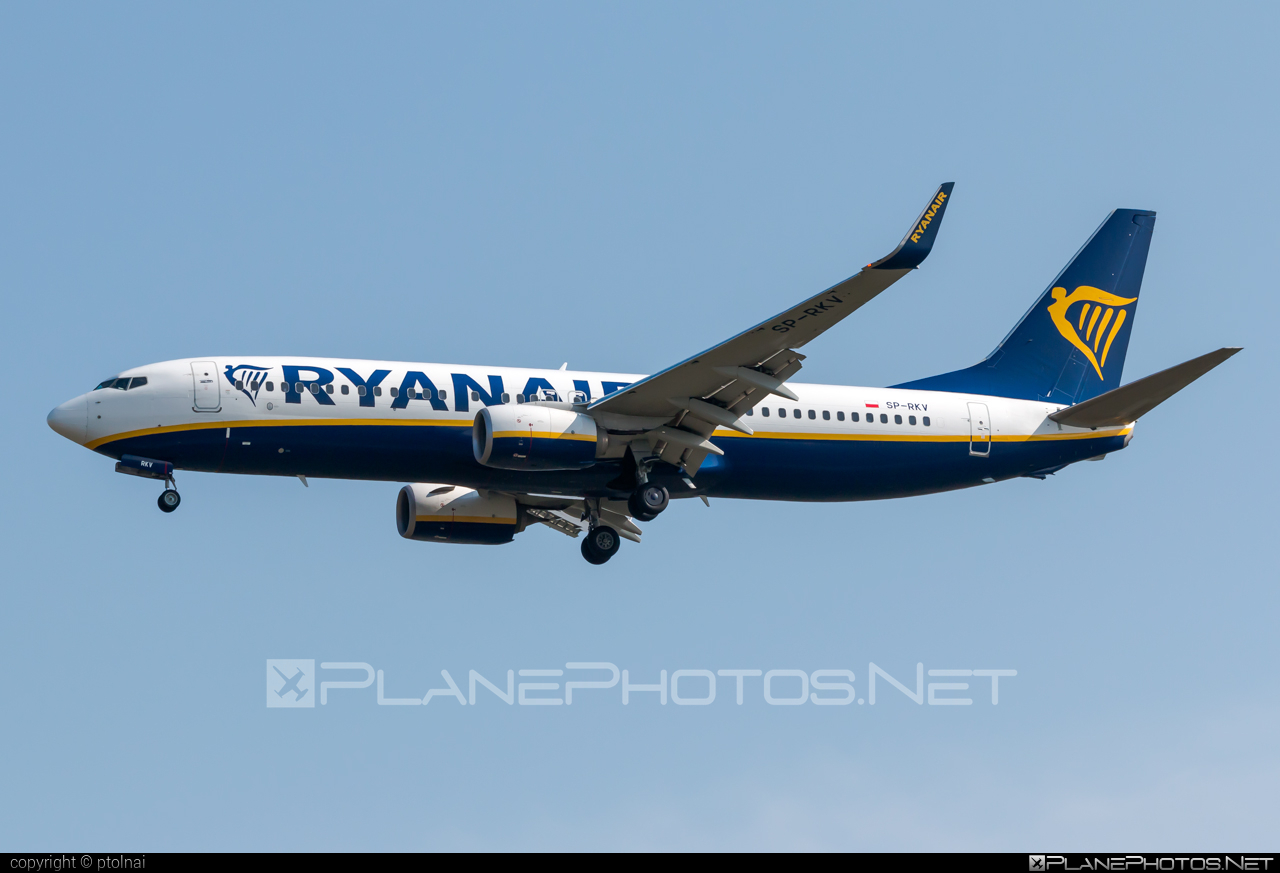 Boeing 737-800 - SP-RKV operated by Ryanair Sun #b737 #b737nextgen #b737ng #boeing #boeing737 #ryanair #ryanairsun
