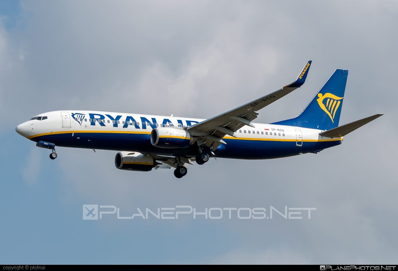 Boeing 737-800 - SP-RSQ operated by Ryanair Sun #b737 #b737nextgen #b737ng #boeing #boeing737 #ryanair #ryanairsun
