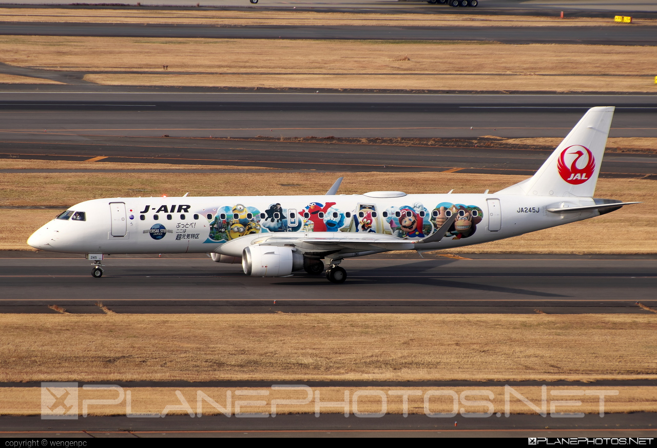 航空機・ヘリコプター J-Air EMBRAER ERJ-190STD JA241J JA245J - Embraer E190STD (ERJ-190-100STD) operated by J-Air taken