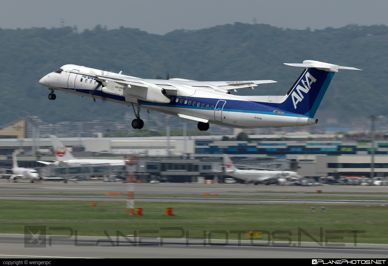 JA854A - Bombardier DHC-8-Q402 Dash 8 operated by All Nippon