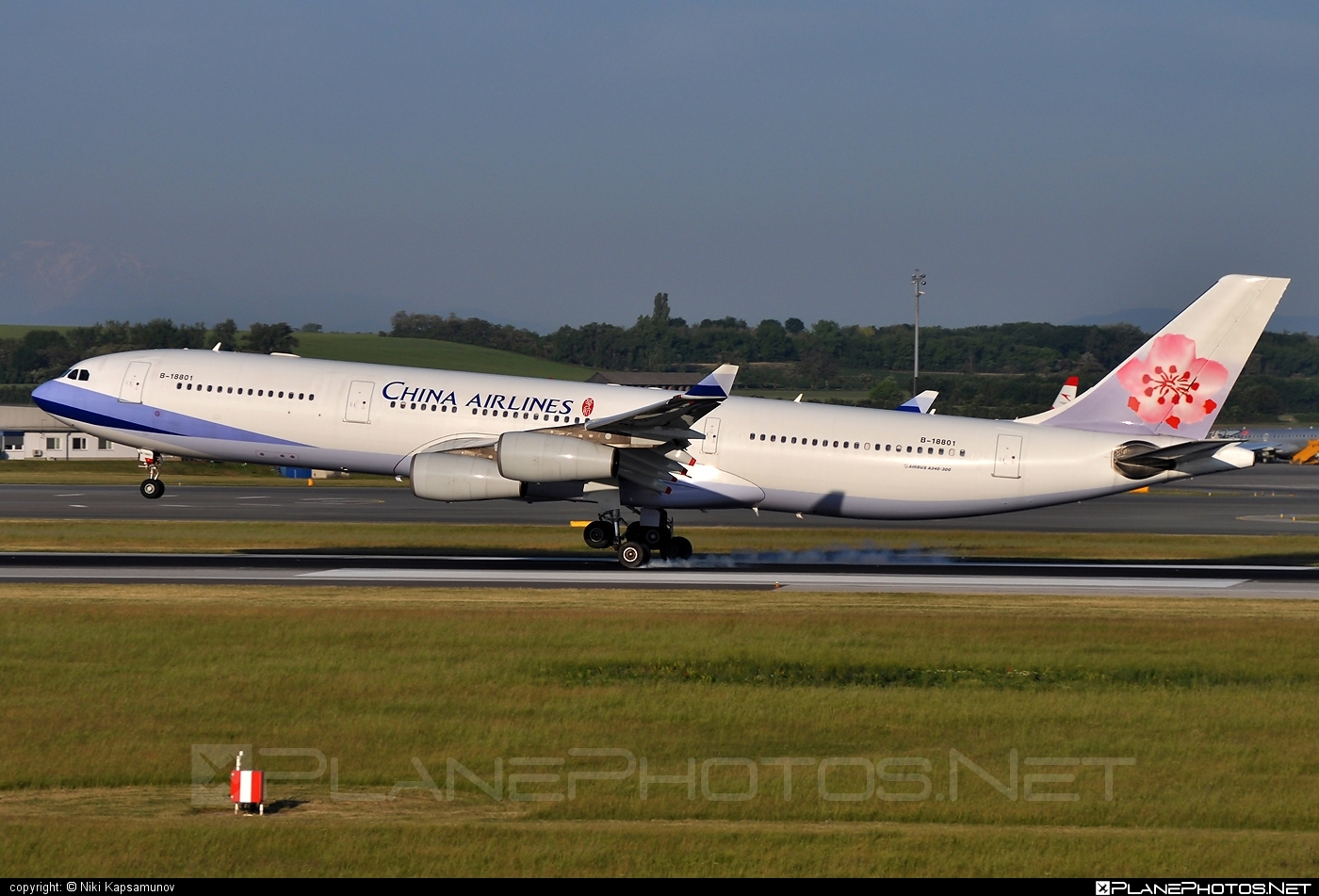 Airbus A340-313E - B-18801 operated by China Airlines #a340 #a340family #airbus #airbus340 #chinaairlines