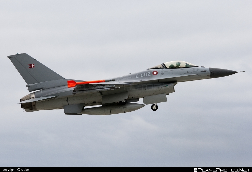 SABCA F-16AM Fighting Falcon - E-602 operated by Flyvevåbnet (Royal Danish Air Force) #f16 #f16am #fightingfalcon #sabca