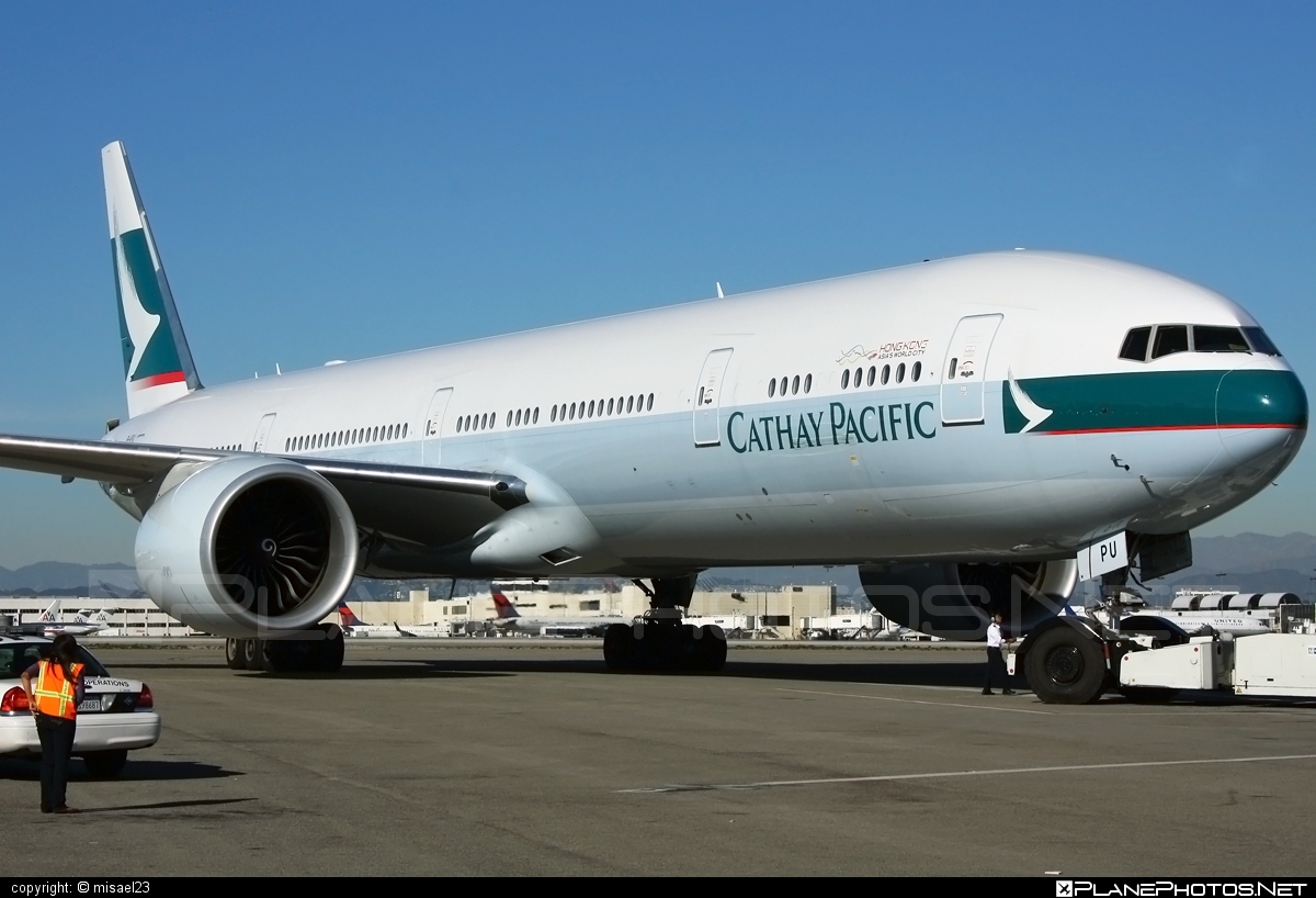 Boeing 777-300ER - B-KPU operated by Cathay Pacific Airways #b777 #b777er #boeing #boeing777 #cathaypacific #cathaypacificairways #tripleseven