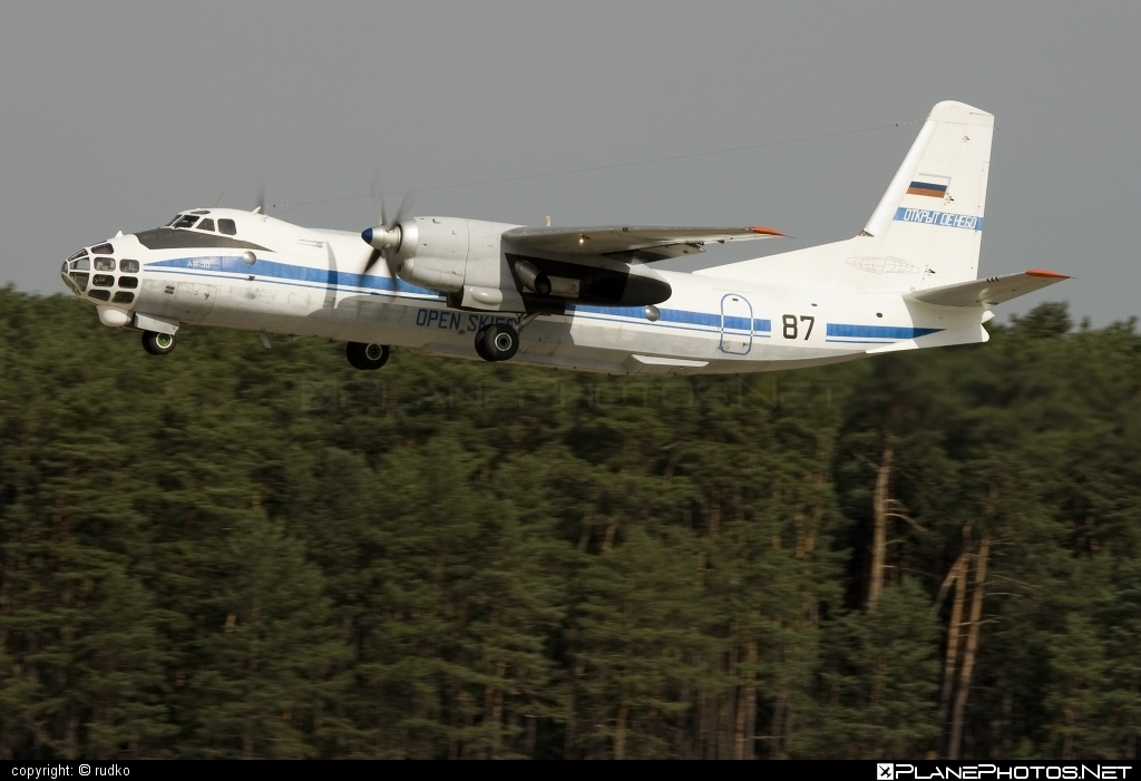 Antonov An-30 - 87 operated by Voyenno-vozdushnye sily Rossii (Russian Air Force) #an30 #antonov #antonov30