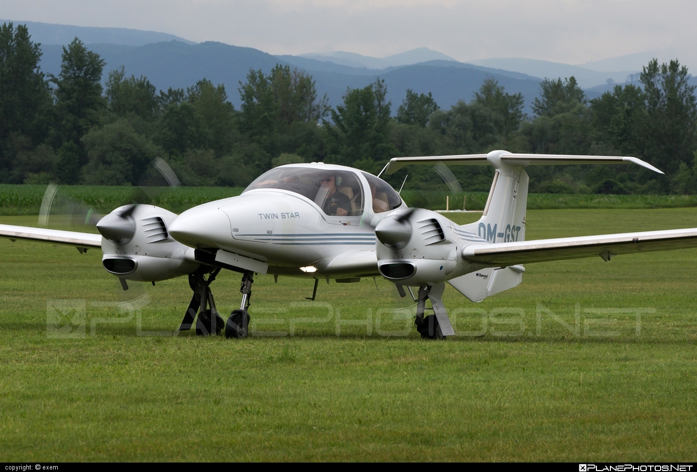 Diamond DA42 TDi Twin Star - OM-GST operated by Seagle Air FTO #SeagleAirFTO #da42 #da42tdi #da42tditwinstar #da42twinstar #diamond #diamondaircraft #diamondda42 #diamondda42twinstar