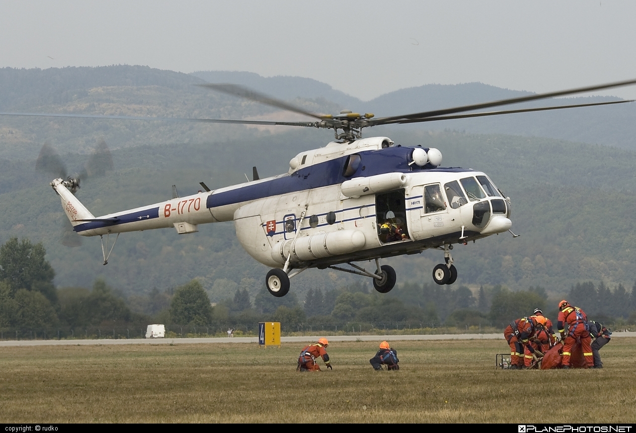 Mil Mi-171 - B-1770 operated by Letecký útvar MV SR (Slovak Government Flying Service) #SlovakGovernmentFlyingService #leteckyutvarMVSR #mi171 #mil #mil171 #milhelicopters