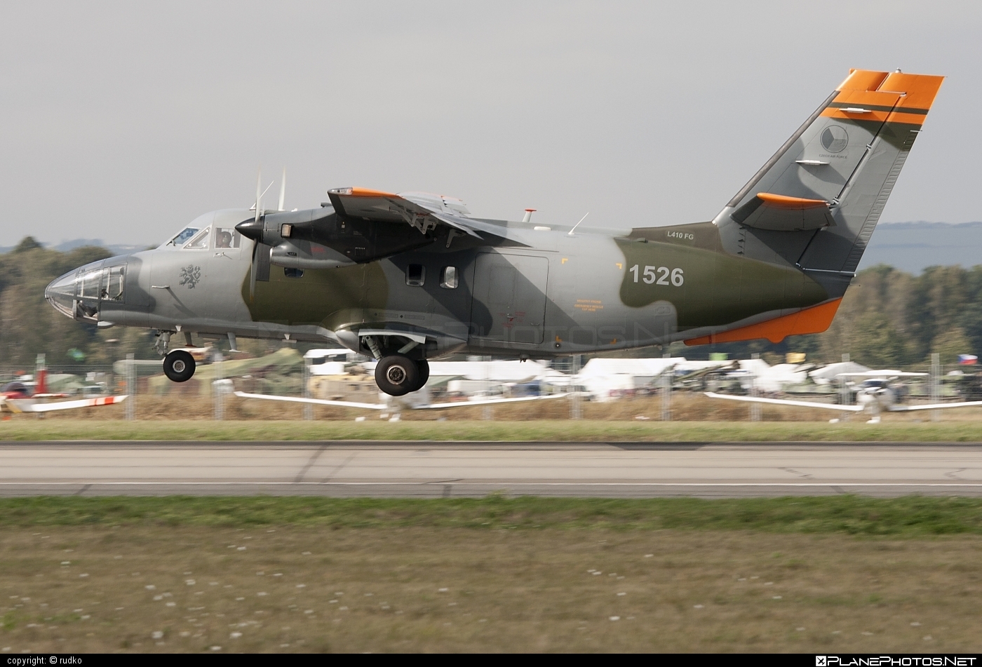 Let L-410FG Turbolet - 1526 operated by Vzdušné síly AČR (Czech Air Force) #L410 #L410Turbolet #L410fg #L410fgTurbolet #czechairforce #let #natodays #natodays2012 #turbolet #vzdusnesilyacr