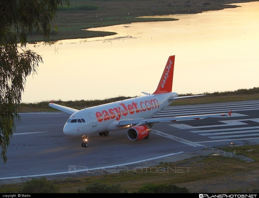 Airbus A319-111 - G-EZDN operated by easyJet #a319 #a320family #airbus #airbus319 #easyjet