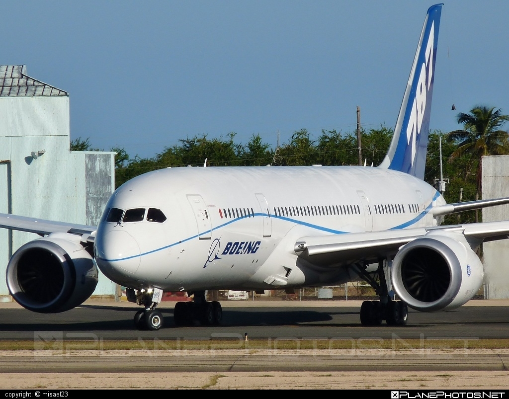 Boeing 787-8 Dreamliner - N787FT operated by Boeing Company #b787 #boeing #boeing787 #dreamliner