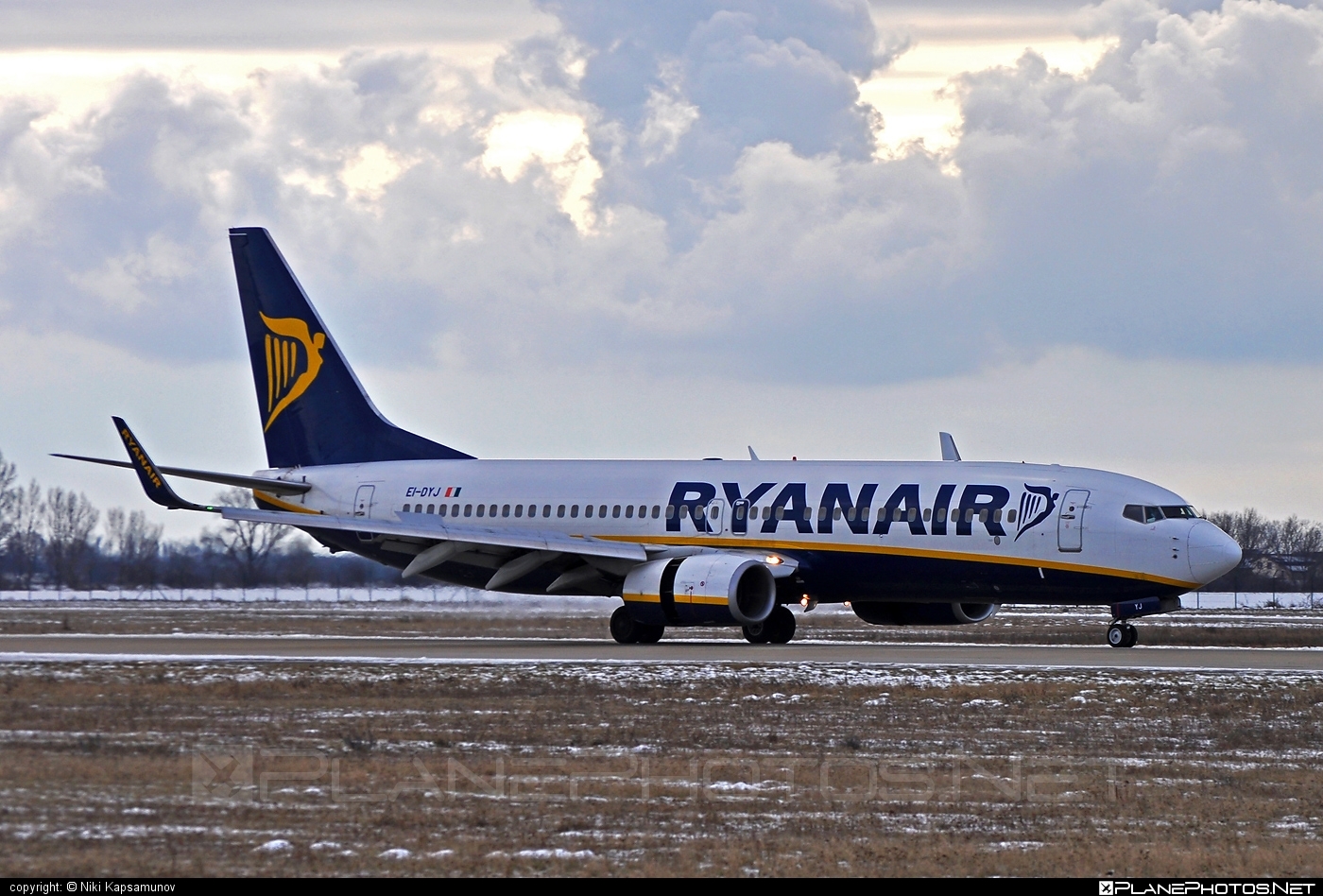 Boeing 737-800 - EI-DYJ operated by Ryanair #b737 #b737nextgen #b737ng #boeing #boeing737 #ryanair