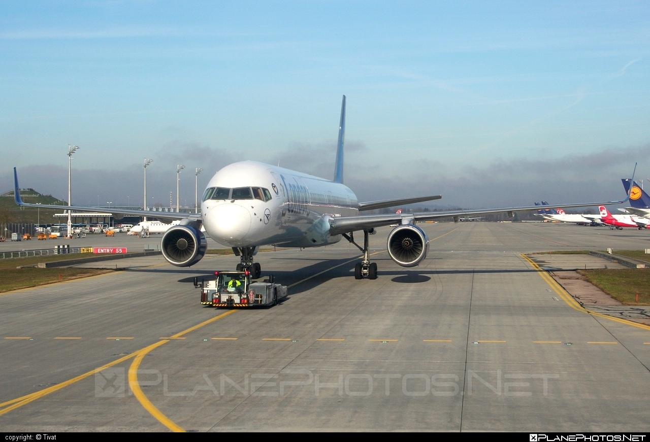 Boeing 757-300 - D-ABOL operated by Condor #b757 #boeing #boeing757 #condor #condorAirlines