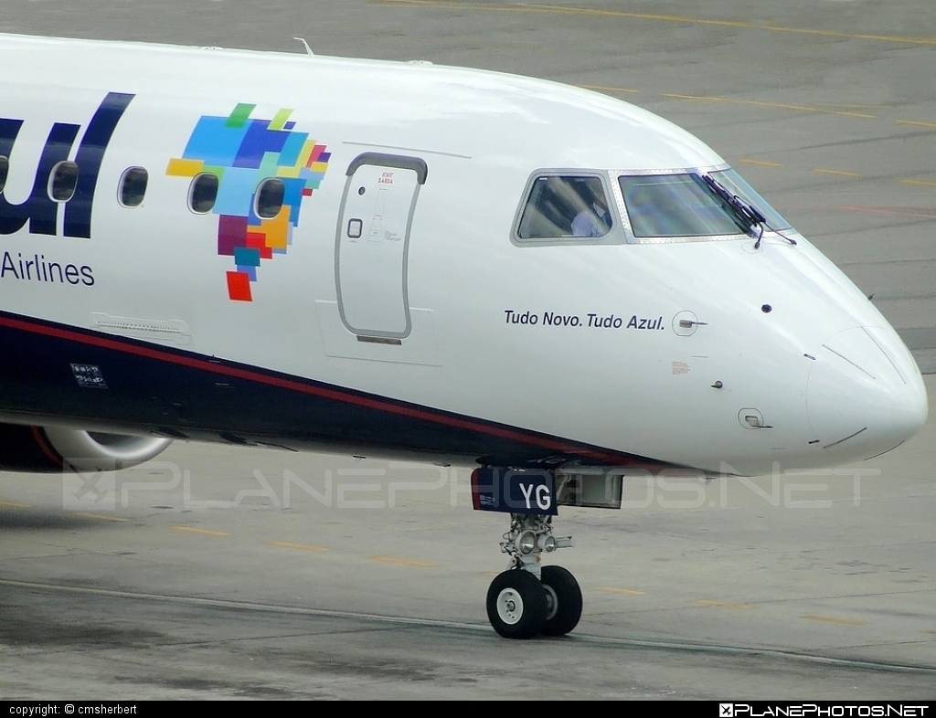 Embraer E195IGW (ERJ-190-200IGW) - PR-AYG operated by Azul Linhas Aéreas Brasileiras #e190 #e190200 #e190200igw #e195igw #embraer #embraer190200igw #embraer195 #embraer195igw