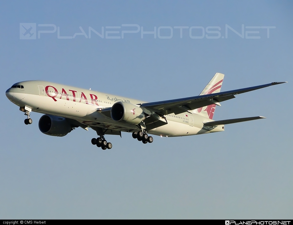 Boeing 777-200LR - A7-BBG operated by Qatar Airways #b777 #b777lr #boeing #boeing777 #qatarairways #tripleseven