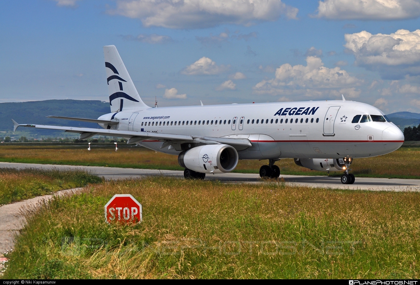 Airbus A320-232 - SX-DGB operated by Aegean Airlines #a320 #a320family #airbus #airbus320